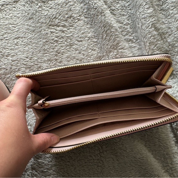 Michael Kors Jet Set Travel Large Saffiano Leather with matching wallet - Picture 5 of 5